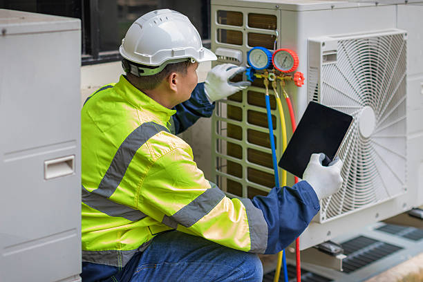 Professional Hvac Installation technician working in Plainview, NY
